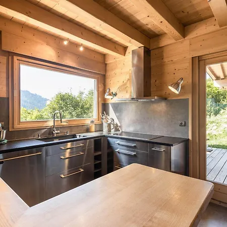4*, 5 Chambres, Hammam, Cheminee, Garage, Wifi, 10 Personnes - Fr-1-304-140